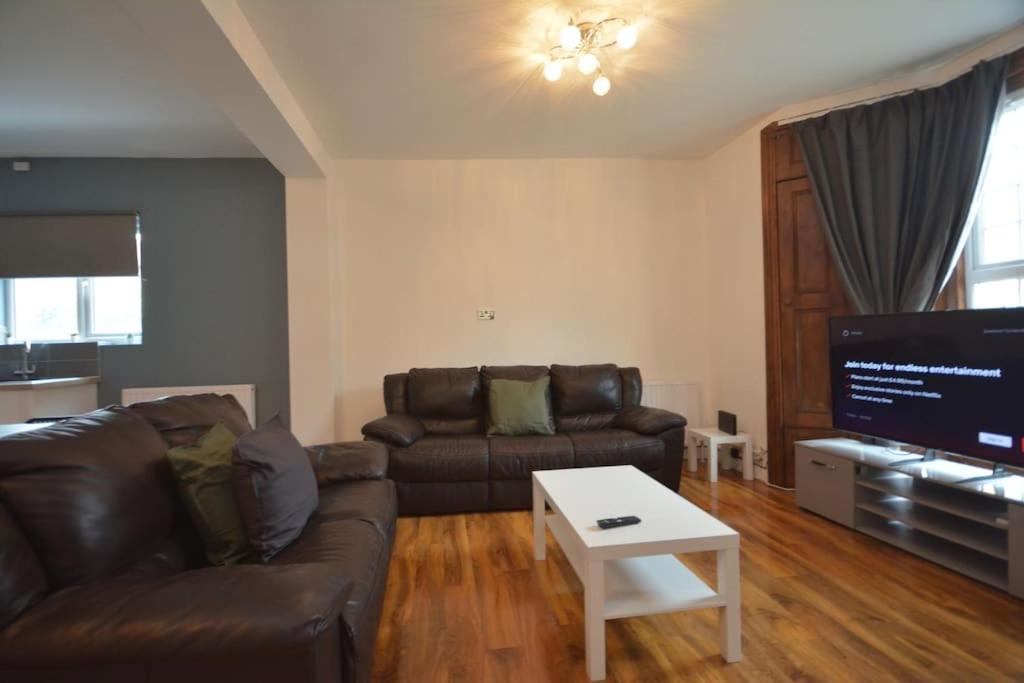 Lovely 4Bedroom Apartment London Bagian luar foto